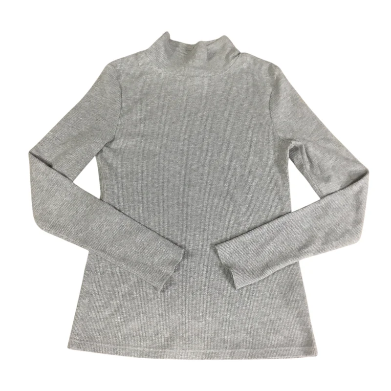 Top Long Sleeve By Universal Thread In Grey, Size: M Refined Men's Classic 