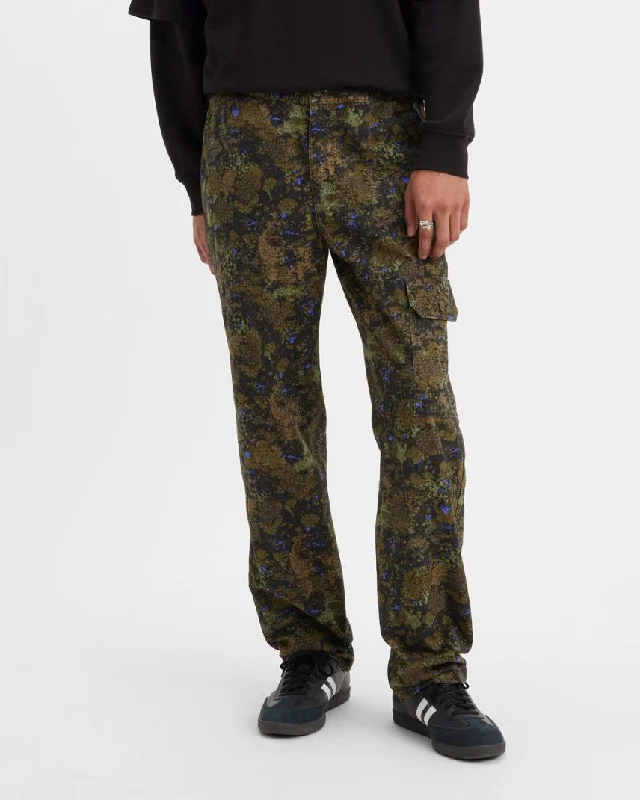 Levi's® Patch Pocket Cargo Pants - Forrest Camo Olive Night Stylish Men's Neon